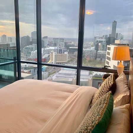 Luxury Apartments With View เมลเบิร์น ภายนอก รูปภาพ