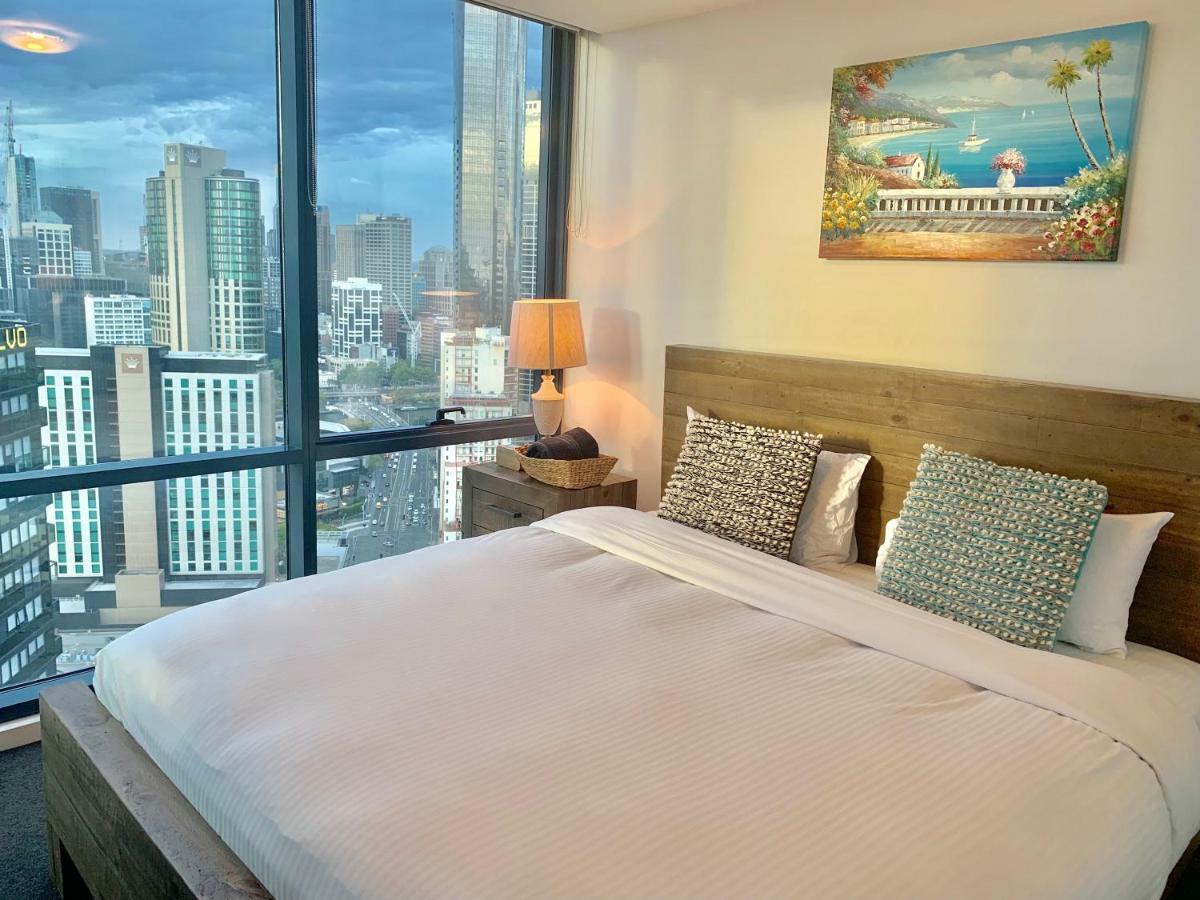 Luxury Apartments With View เมลเบิร์น ภายนอก รูปภาพ