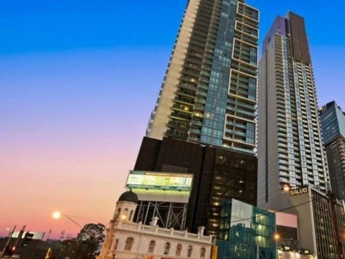 Luxury Apartments With View เมลเบิร์น ภายนอก รูปภาพ