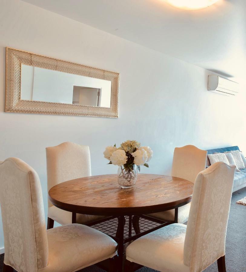 Luxury Apartments With View เมลเบิร์น ภายนอก รูปภาพ